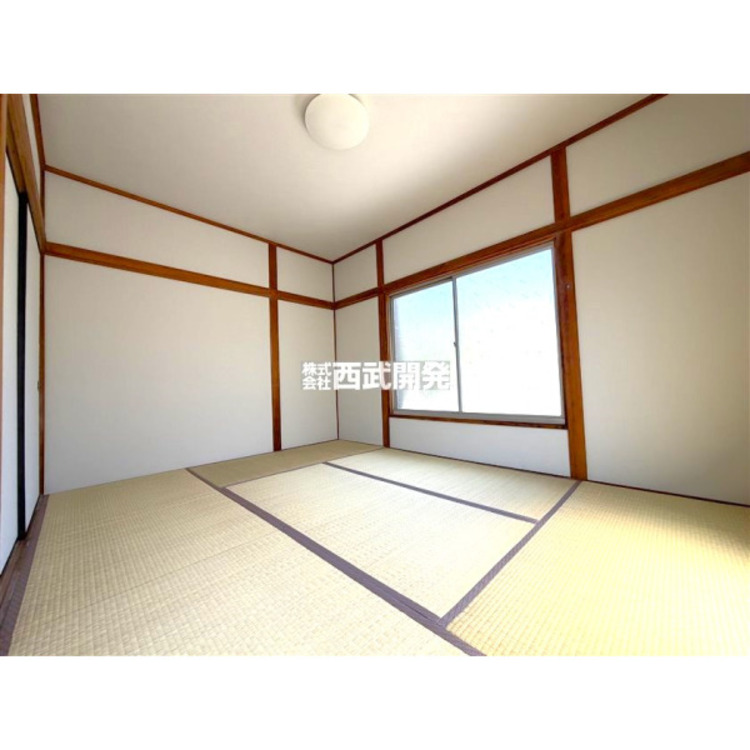 内装 ２階和室６帖