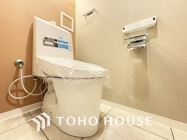 トイレ トイレには快適な温水洗浄便座付