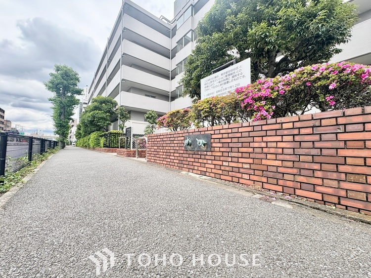 外観 「今日これから！」の見学が可能です！また、「購入前に住宅ローンの相談を・・・」お気軽にご相談下さい。