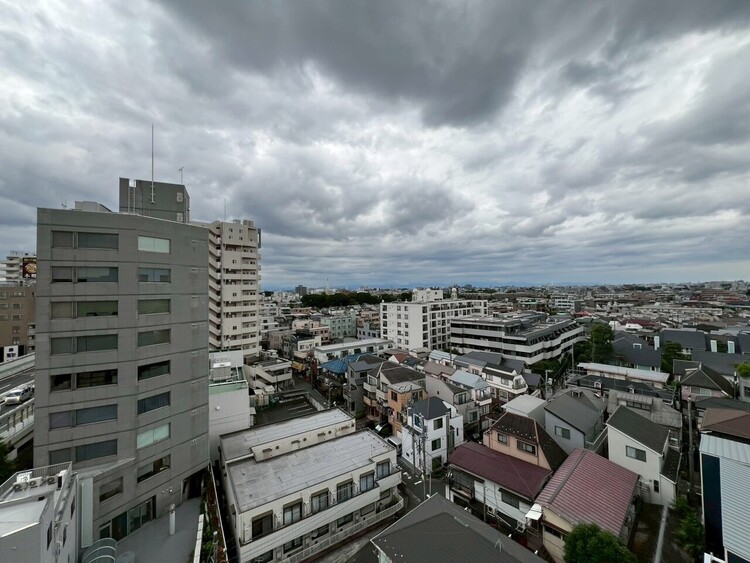 その他 眺望や窓からの景色が良いと、家で過ごす時間も快適です。