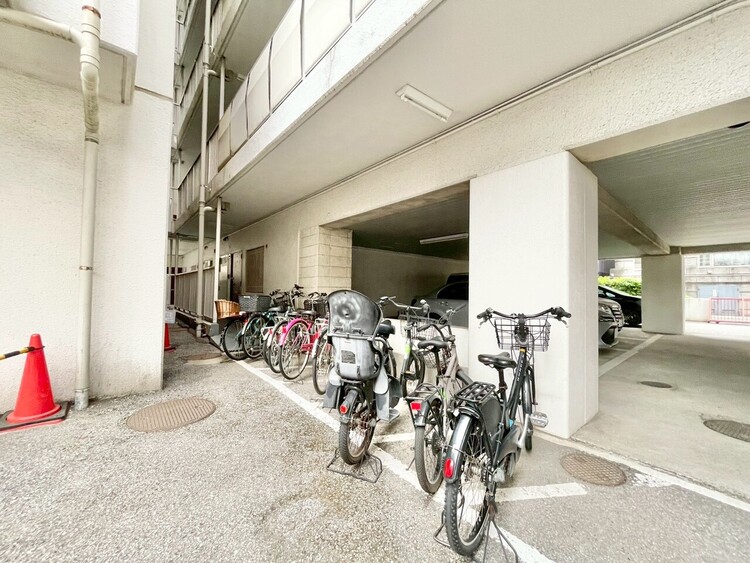 その他 駐輪場も綺麗に整頓されています。※空き状況は都度ご確認下さい。