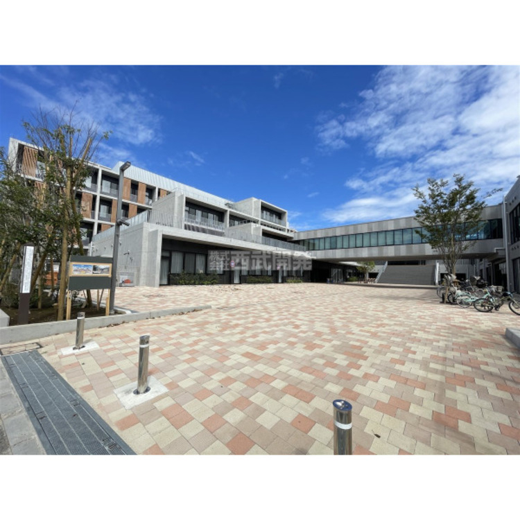周辺 藤久保小学校(約800m)