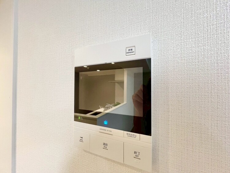 その他 誰が来てもわかる様にモニター付きインターホンを設置。