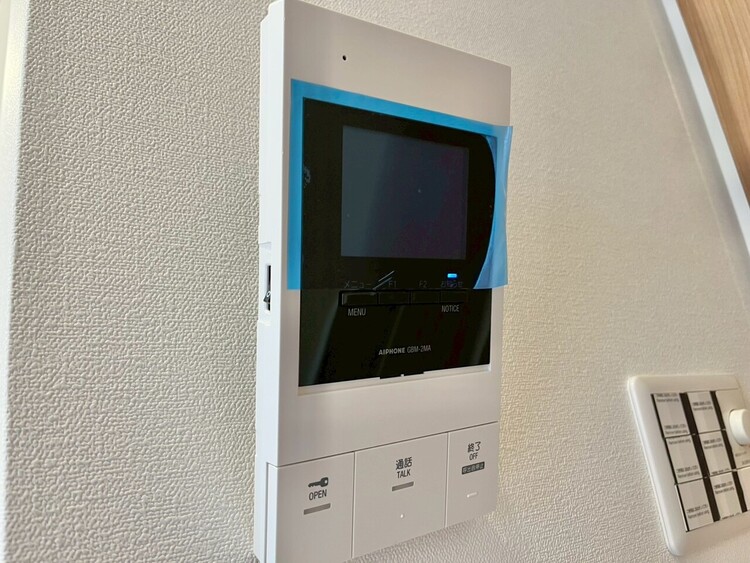 その他 誰が来てもわかる様にモニター付きインターホンを設置。