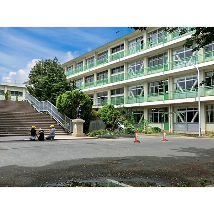 周辺 所沢小学校(約450m)