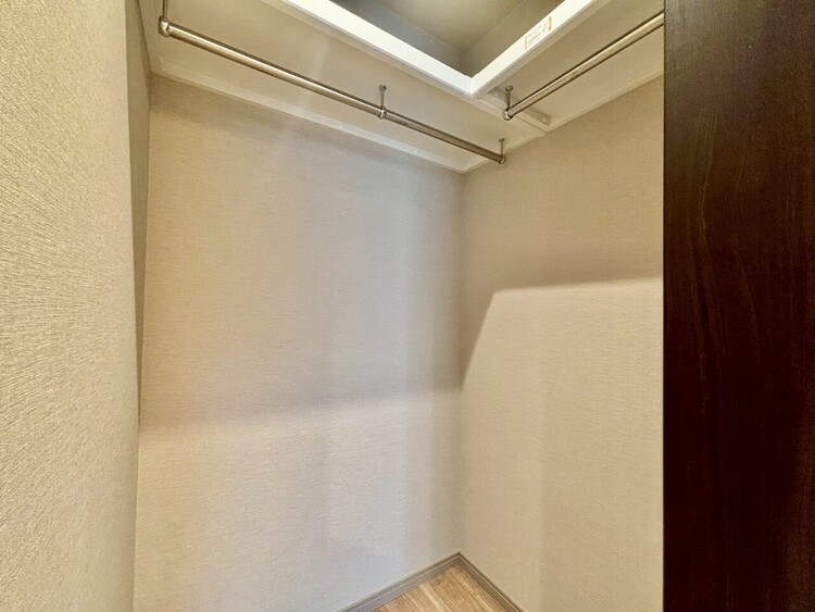 その他 収納スペースが付いていて、お部屋を広く使っていただけます。