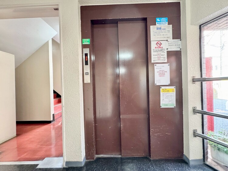 その他 エレベーター完備のため荷物が多くなっても安心。