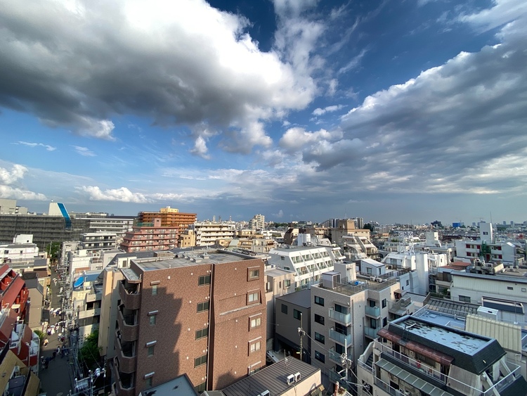 その他 眺望や窓からの景色が良いと、家で過ごす時間も快適です。