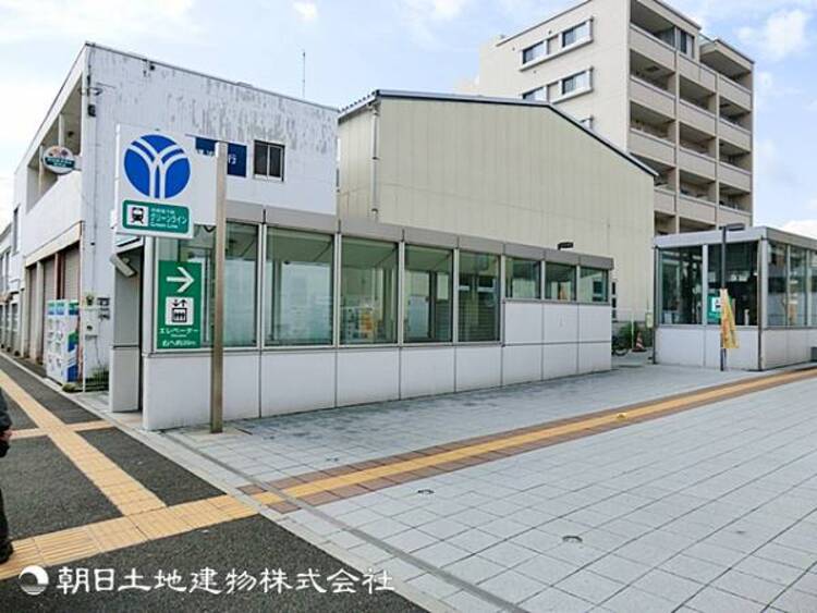周辺 【高田駅】720ｍ　横浜市営地下鉄グリーンラインの駅で、周辺には商業施設や住宅が整い落ち着いた雰囲気。日常の移動に便利で暮らしやすい環境が広がっています。