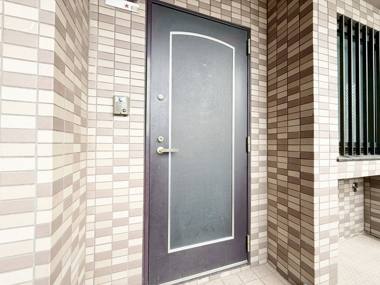 玄関 玄関を開ければ、そこは安らぎのご自宅。