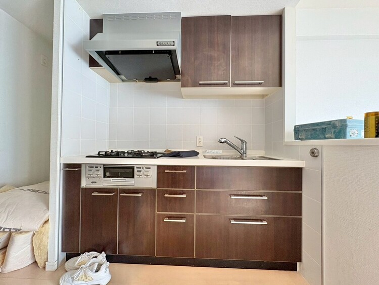 その他 使いやすくスタイリッシュなキッチン空間になっております。※リフォーム前の写真です。