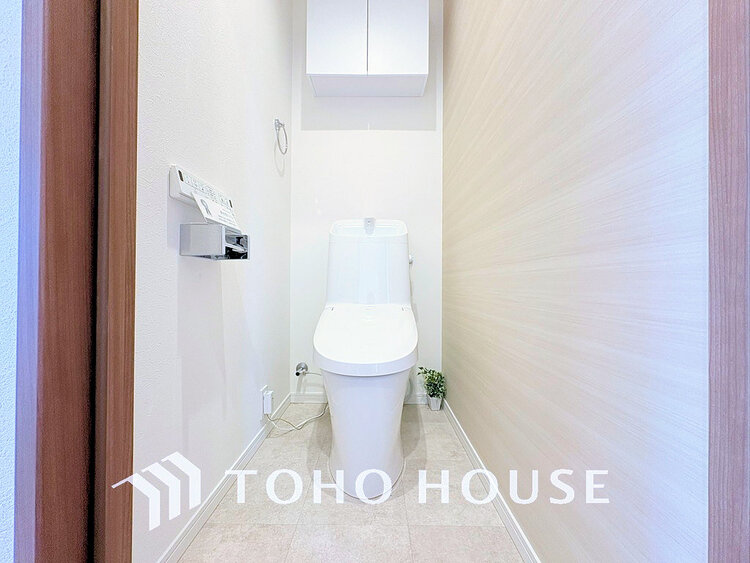 トイレ トイレには快適な温水洗浄便座付
