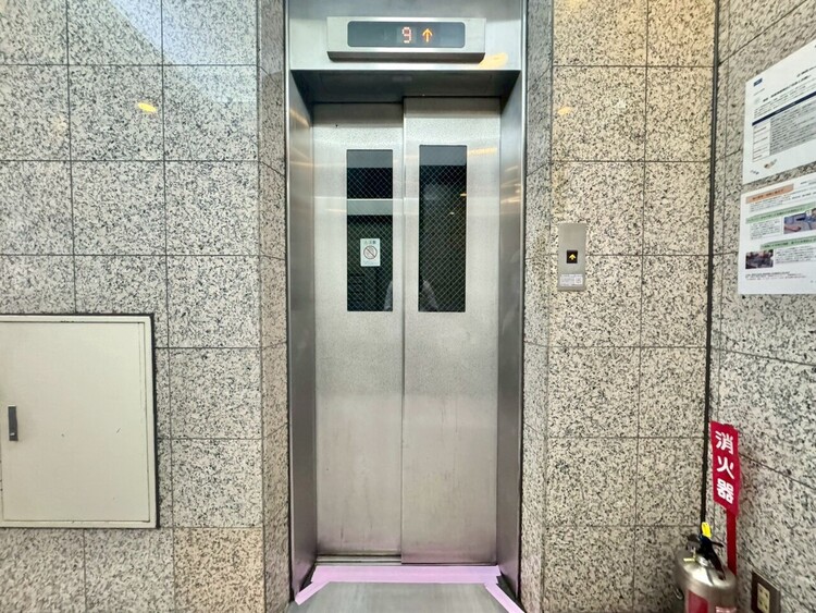 その他 エレベーター完備のため荷物が多くなっても安心。