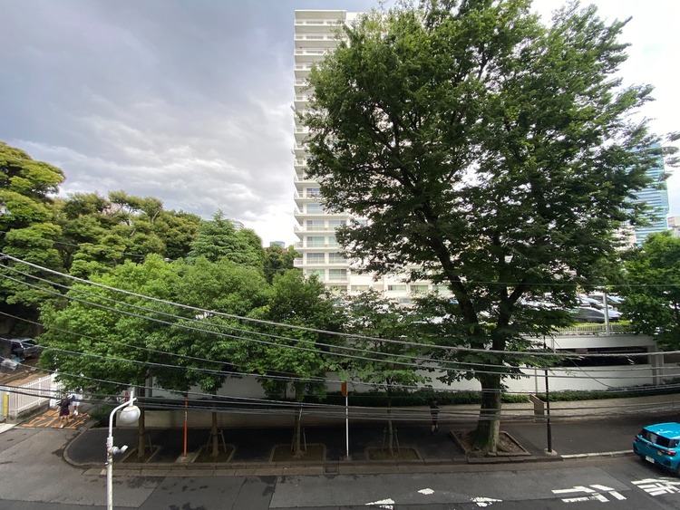 その他 眺望や窓からの景色が良いと、家で過ごす時間も快適です。