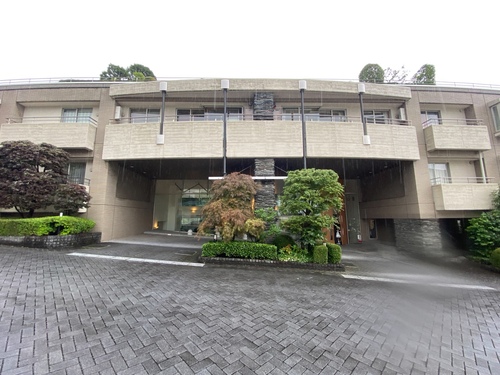 フェアロージュ南平台の物件画像