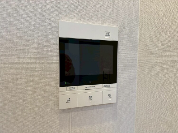 その他 誰が来てもわかる様にモニター付きインターホンを設置。