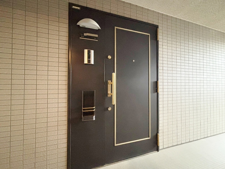 玄関 玄関を開ければ、そこは安らぎのご自宅。