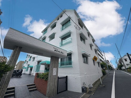 マンションホワイトバレーの物件画像