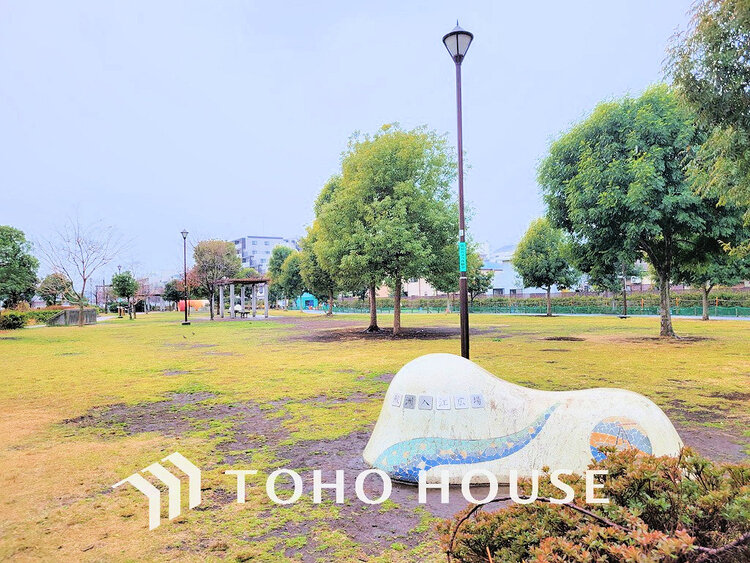 周辺 鮫洲入江広場　距離300ｍ
