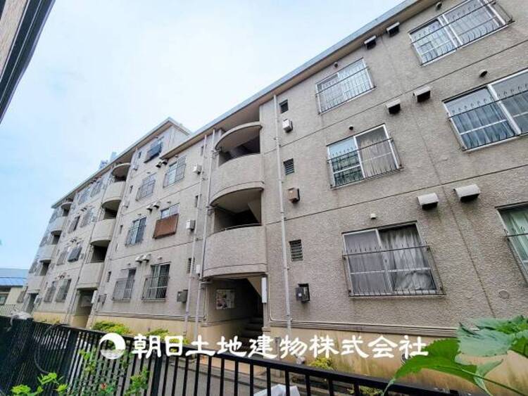 外観 【外観写真】ご自宅で快適に過ごす条件は、一人ひとり違います。個性が強すぎないシンプルな内装とシンプルなデザインで統一しております。居住していく中であなただけの【幸せマイホーム】を創り上げて下さい。