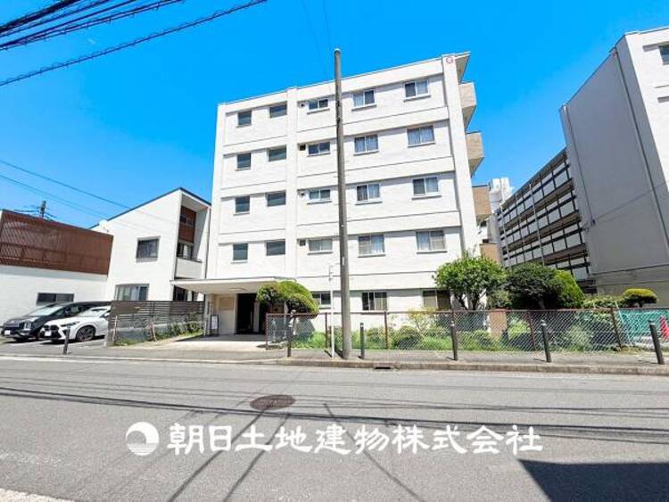 外観 【外観写真】表現された空間はたくさんの光を浴び、風を感じ、暮らしの時間を豊かにしてくれます。