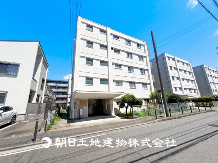 外観 大切な家族一人ひとりの大切な個別空間をつくりあげました。