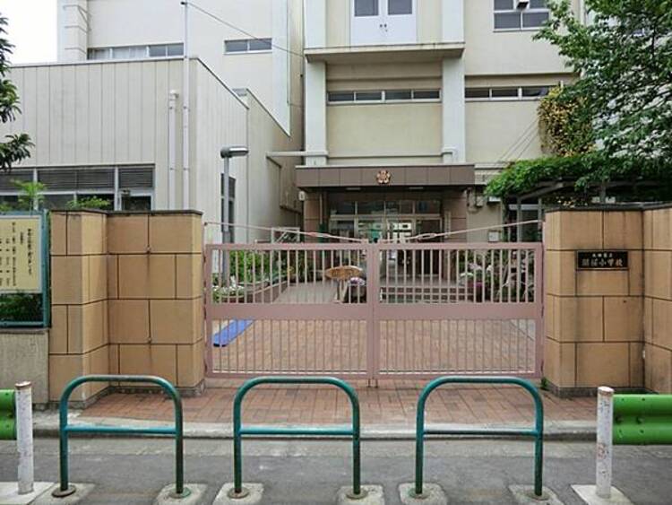 周辺 大田区立開桜小学校	640m