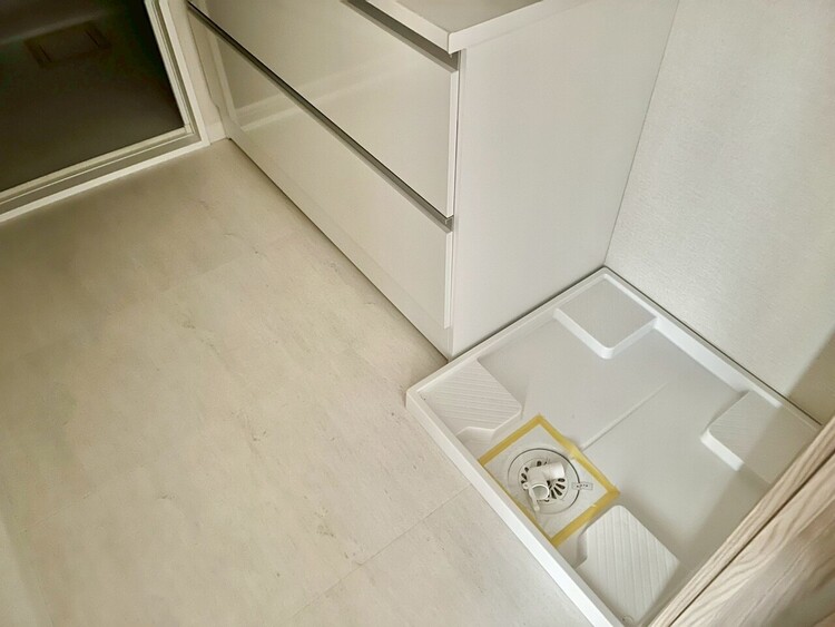 その他 十分な広さの脱衣所。
