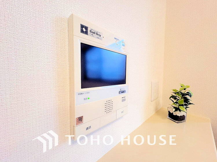 その他 来客が一目でわかるモニター付きインターホン