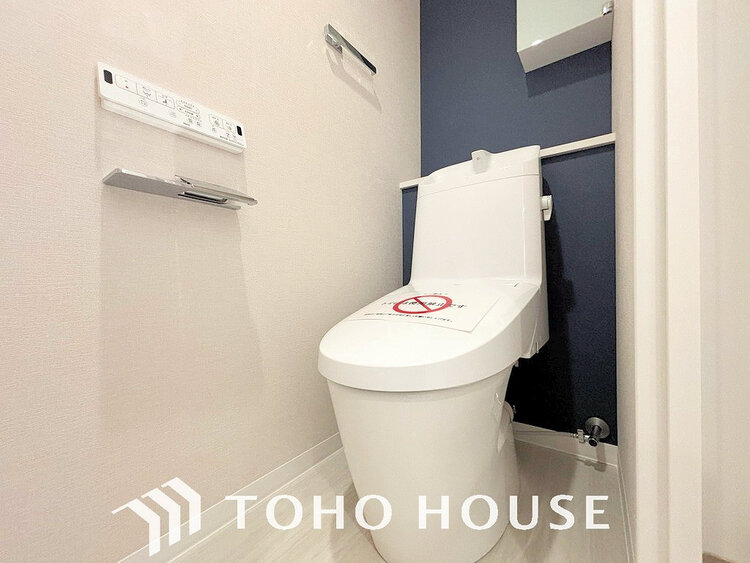トイレ トイレには快適な温水洗浄便座付