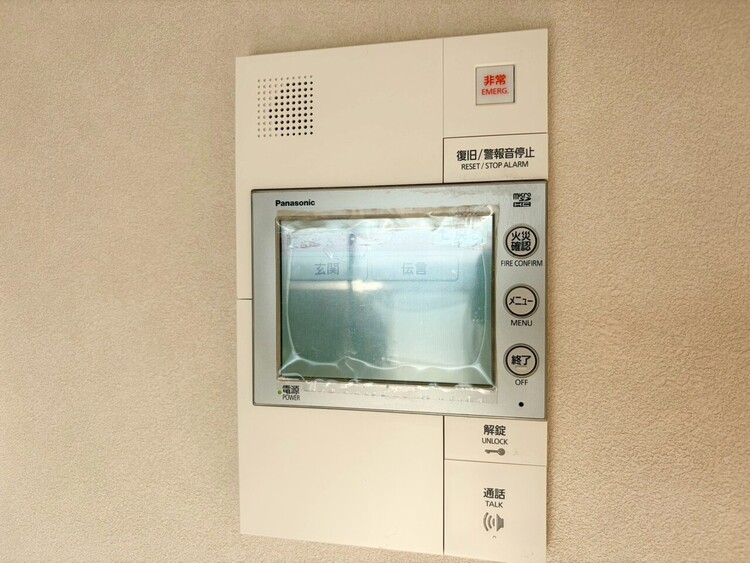その他 誰が来てもわかる様にモニター付きインターホンを設置。