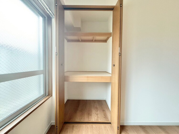 その他 家電やスーツケース、ストック品など何でも片付く嬉しい空間です。