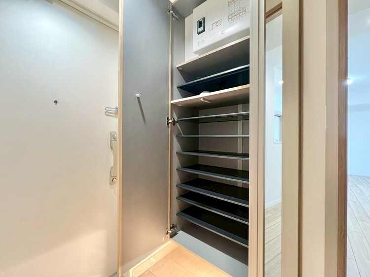その他 家電やスーツケース、ストック品など何でも片付く嬉しい空間です。