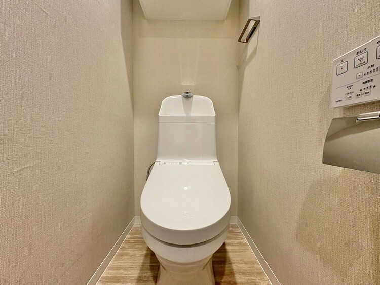 トイレ 暮らしの中のさりげないひとときの快適さにも、こだわりを、持って設備を配しております。