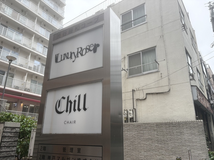 内装 【Kitchen】光り眩い羨望のリビングへ。一歩一歩を踏みしめて家族の集う幸せの場所へ。すべてがクライマックスのマイベストホーム。