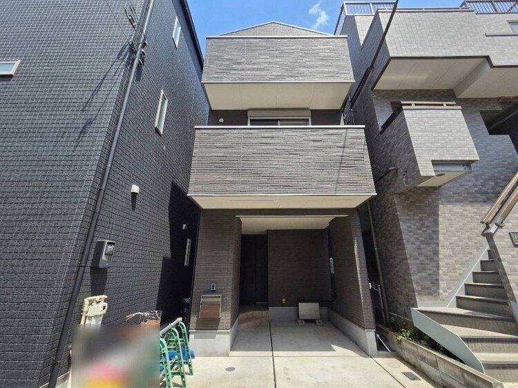 外観 資料には掲載していない情報が、現地にはたくさんあります。是非一度、現地をご確認ください。
