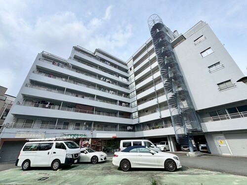 日興マンションの物件画像