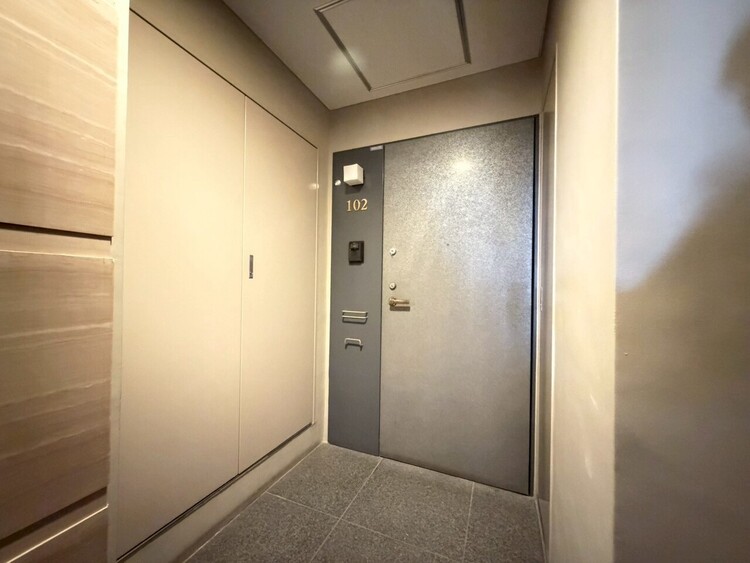その他 清潔感のある落ち着いた雰囲気の玄関です。