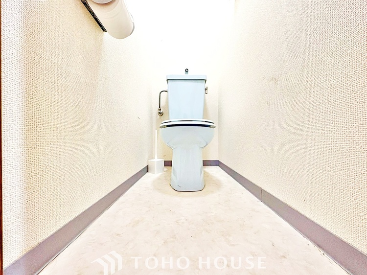 トイレ 【浴室】湯粒が肩に落ち、静かに一日がほどけていく。深呼吸とともに、心まで洗い流される時間。