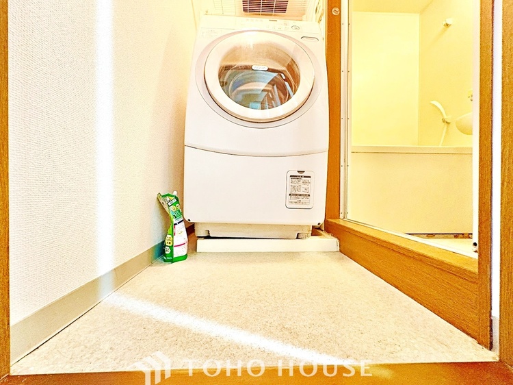 洗面 【洗面所】朝の支度さえ、少し心地よく。夜には疲労が流される洗練された空間
