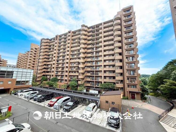 外観 【外観写真】表現された空間はたくさんの光を浴び、風を感じ、暮らしの時間を豊かにしてくれます。