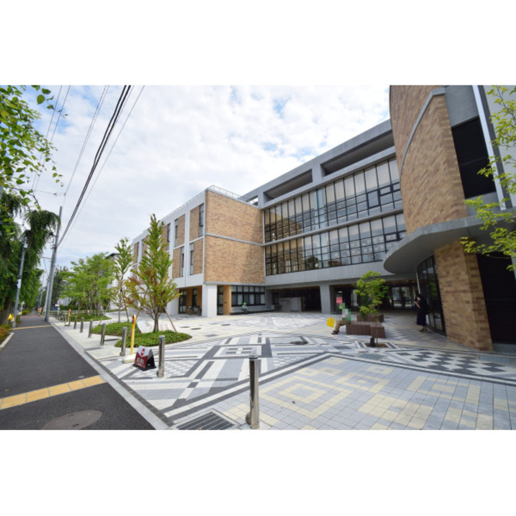 周辺 若葉台小学校(約1300m)