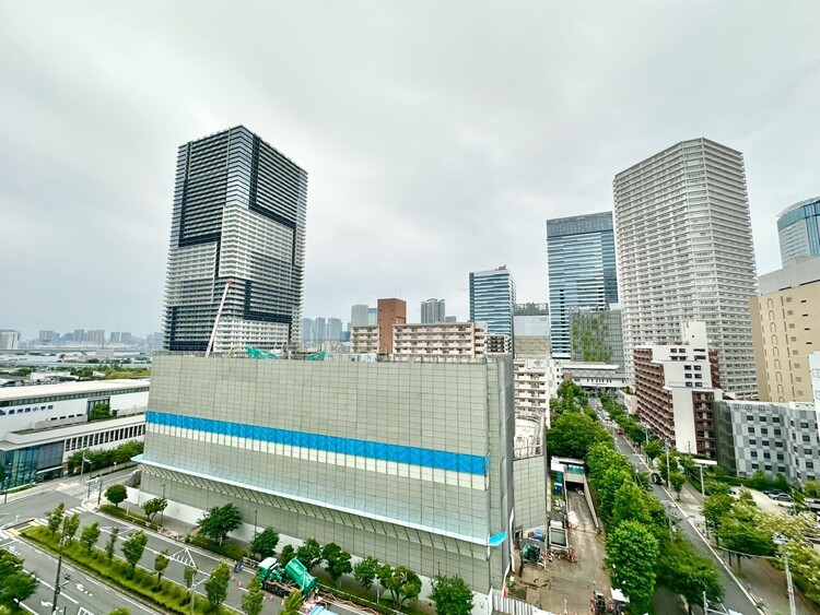 その他 眺望や窓からの景色が良いと、家で過ごす時間も快適です。