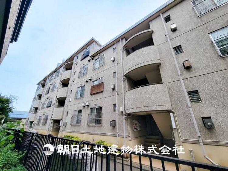 外観 【外観写真】お部屋にも爽やかな風と暖かく柔らかな日差しが差し込み、気持ちを穏やかにしてくれます。毎日の暮らしを豊かに彩ります。