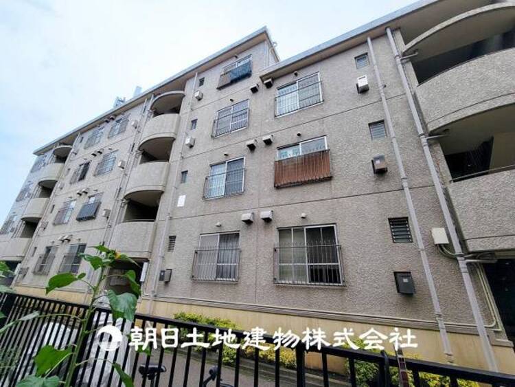 外観 【外観写真】太陽って自分だけのもの。そう勘違いさせる程たまらない空間です。プライベート性の高い空間を楽しむと同時に朝焼けや星空を見ることで癒しを得ることが出来ます。
