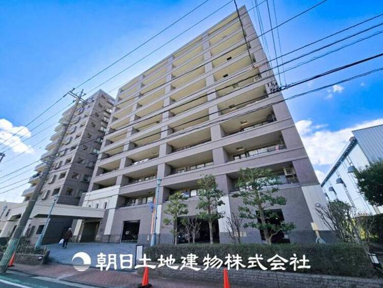 外観 【外観・立地】表現された空間はたくさんの光を浴び、風を感じ、暮らしを豊かにしてくれます。家族の思い出を刻んでいきます。