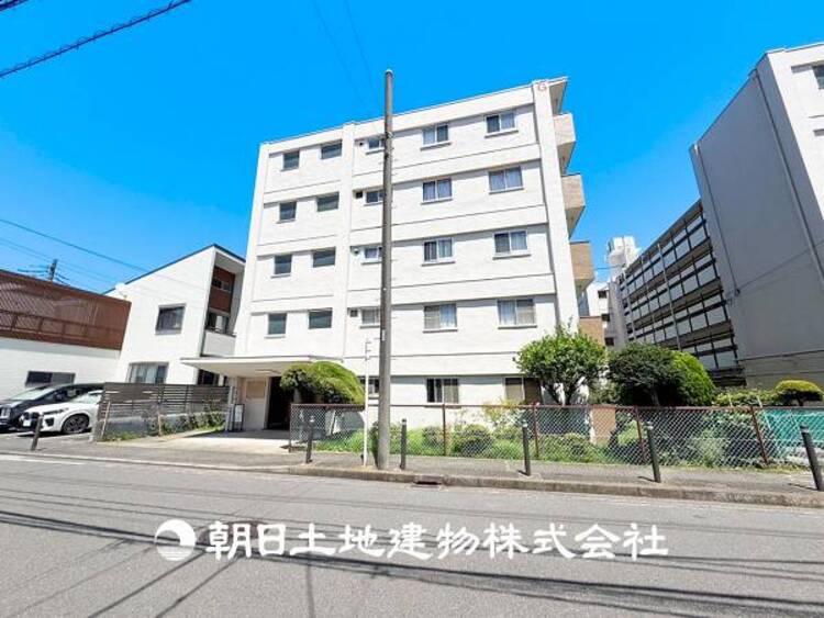 外観 人間の感性を育むプライベートルームはシンプルが１番だと思います。