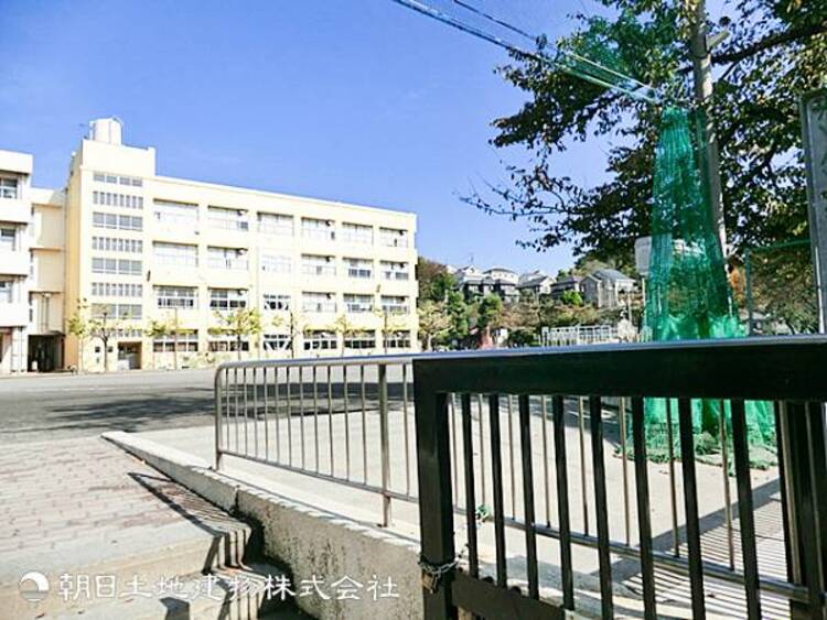 周辺 駒林小学校200ｍ