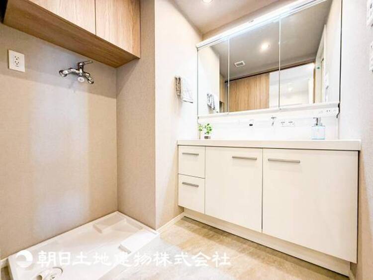 洗面 【洗面化粧台】慌ただしい1日が始まり、充実した1日の終わりを締めくくる洗面所。