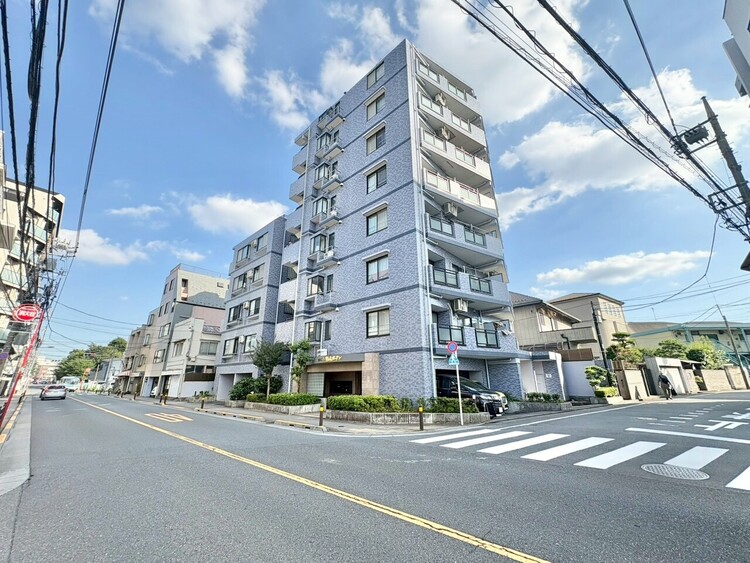 外観 現地に足をお運びいただいた際には、周辺散策などをお勧めいたします。